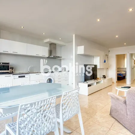 Kaminias Amb Vistes Al Mar Reformat Per 4 Persones Apartman