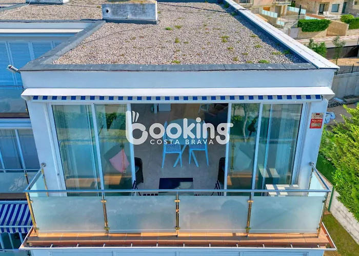 Apartman Kaminias Amb Vistes Al Mar Reformat Per 4 Persones